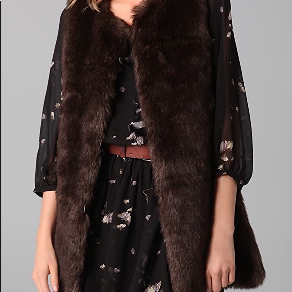 Club Monaco Baylee Faux Fur Vest - Picture 2 of 9